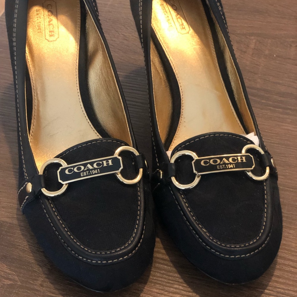 Coach Charley Size 9 Pumps
